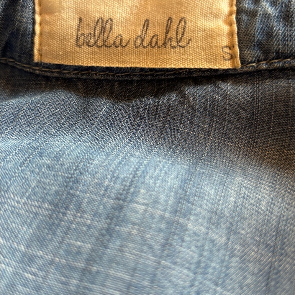 Bella Dahl Soft Denim Shirtdress with Roll Tab Detail Small - Picture 4 of 5
